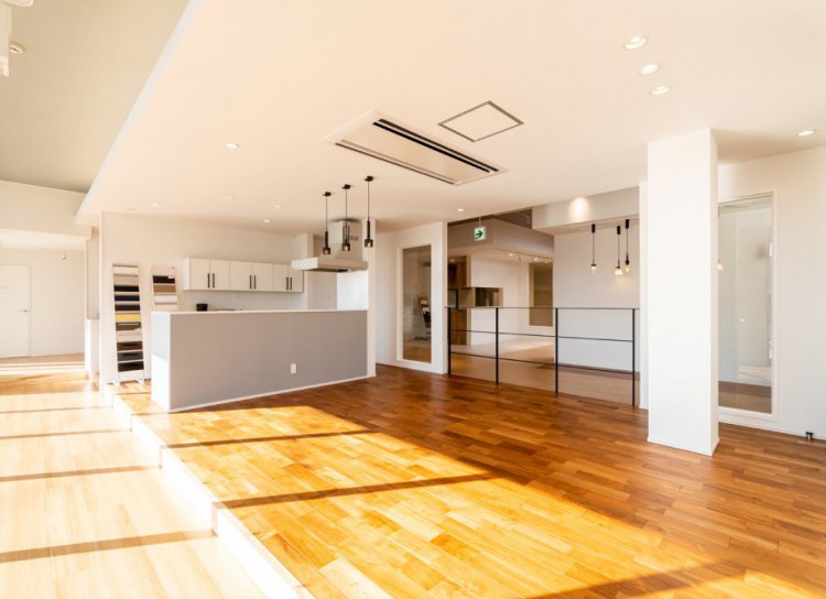 キッチン・水廻り空間は使いやすさと心地よさが大切。各メーカーに細かいこだわりがたくさんあります。キッチンの扉を開けてみたり、水回りの使い心地を体験してみたり。ぜひともご家族誰もが使いやすい空間を見つけて下さい!