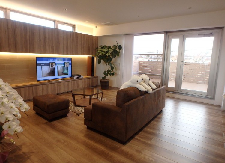 今の生活でのお困り事や、こんな暮らしをしたいというイメージなど、ショールームでお気軽にご相談ください。理想の暮らしを実現するためのアイデア、不安の元になるお金についてのお話、実際にお家づくりを進めるスケジュールなど、丁寧にご説明させて頂きます。