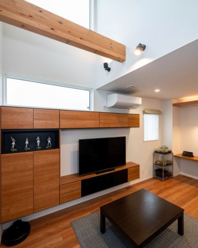 開放感と広がりを生む空間設計